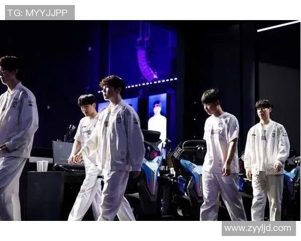 BLG对阵TES激战正酣 谁能笑到最后争夺LPL总冠军荣耀