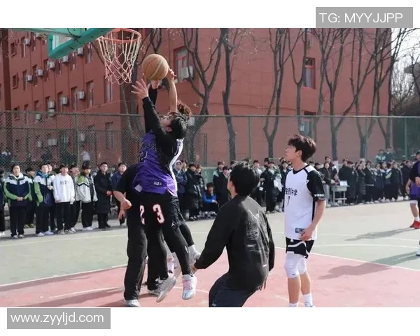 篮球点燃青春梦想凝聚团队力量书写激情与荣耀新篇章 篮球点燃青春梦想凝聚团队力量书写激情与荣耀新篇章